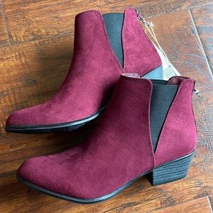 Esprit Booties